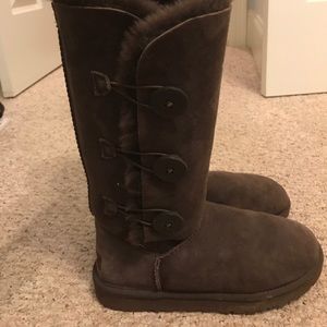 Tall brown UGGs size 8